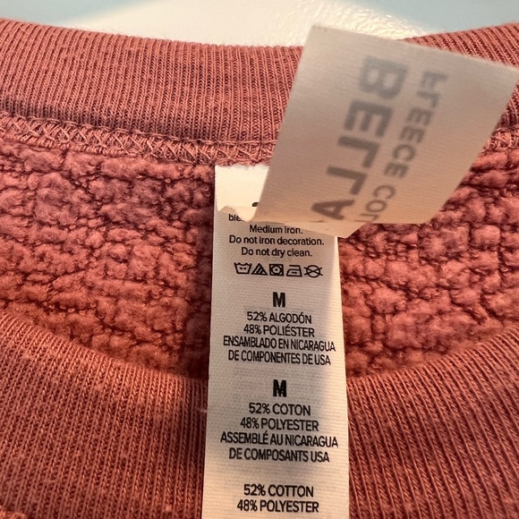 Sweatshirt - Picture 2 of 3